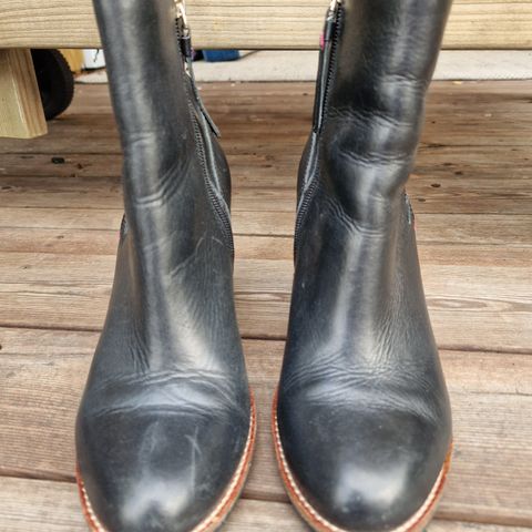 Tommy Hilfiger boots str 40