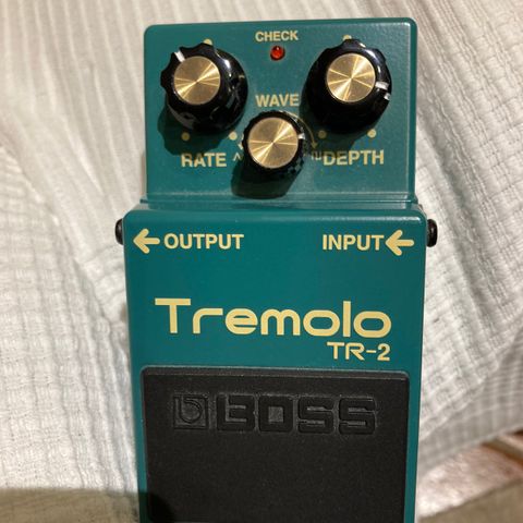 Boss TR-2 tremolo