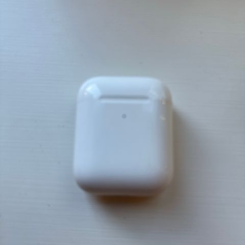 Apple AirPods (2. generasjon)