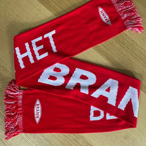 Brann skjerf