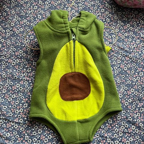 Halloween Costume - avocado 🥑