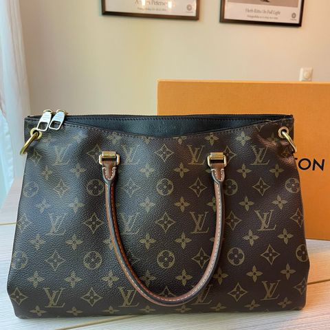 Louis Vuitton Monogram Bicolor Pallas MM