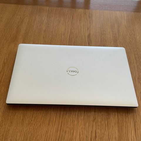 Dell XPS 15 9570