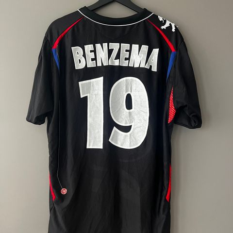 BENZEMA LYON FOTBALLDRAKT