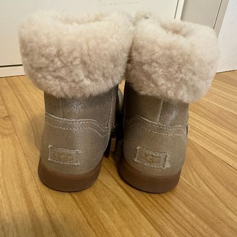 UGG sko / Boots