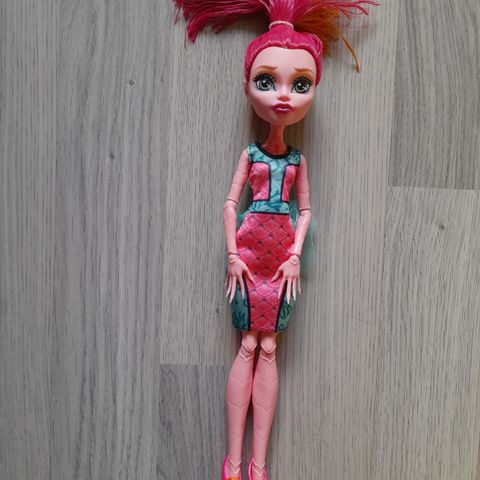 Monster High dukke