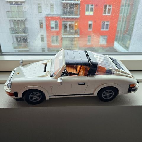 Lego Icons  Porsche 911 10295