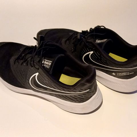 Nike joggesko