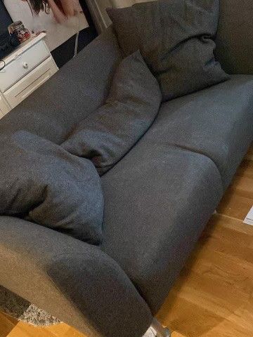 Gis bort, Sofa