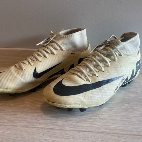 Selger Air Zoom Mercuial superfly 9 academy AG Mad Ready - fotball sko, str. 40