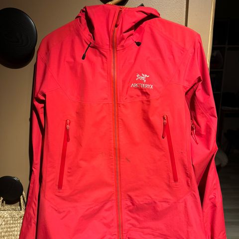 Arcteryx Beta SL Hybrid