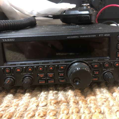 Amatørradio: YAESU HF/50 MHz Transceiver FT-450