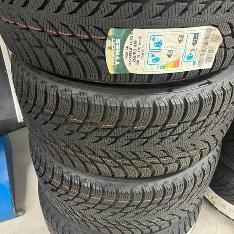 Nye Nokian Hakkapeliitta R3 Vinterdekk 265/50/19 Flat Run