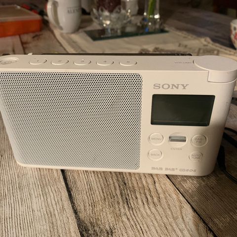 Sony dabb radio selges