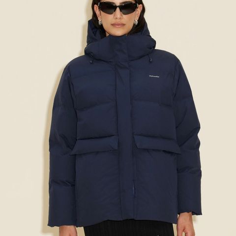 Holzweiler Besseggen down jacket navy