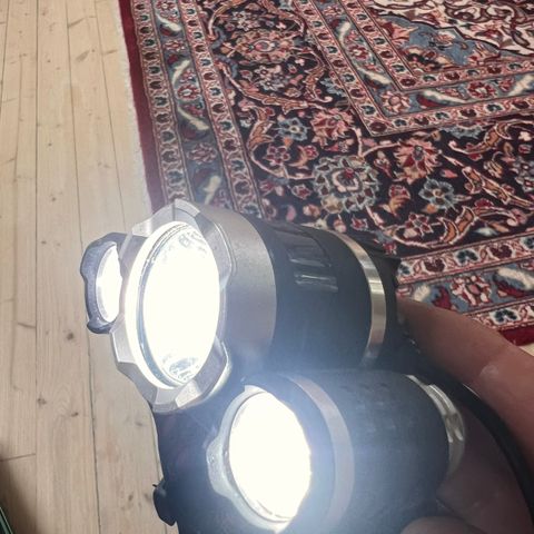 LED LENSER INSANE HEADLIGHT Ledlenser hodelykt3 i 1 - kvalitet