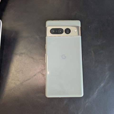 Google Pixel 7 Pro smarttelefon 128GB (Hazel)