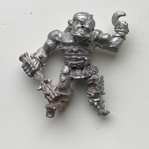 Klassisk Jes Goodwin Warhammer ogre fra Citadel/Games Workshop (1986)