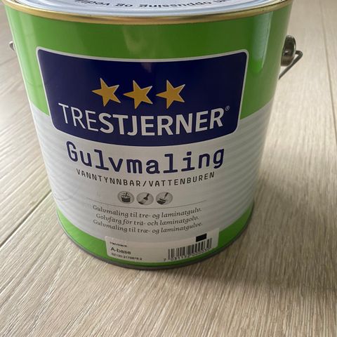 Trestjerner gulvmaling - klassisk hvit