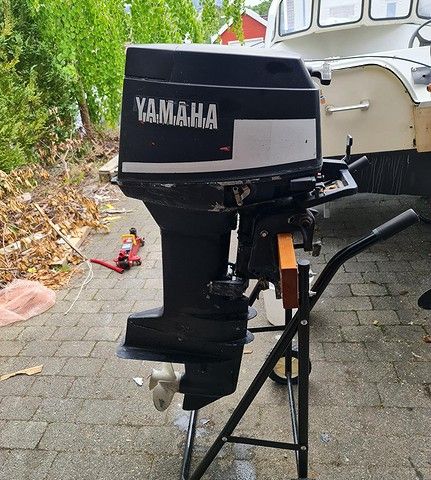 Yamaha 30hk 3sylindrer selges i deler