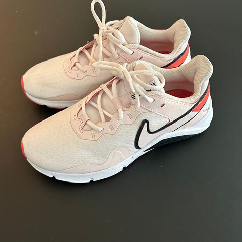 Nike joggesko str 40