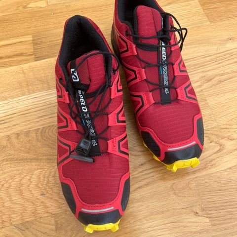 Helt ubrukte Salomon Speedcross 4