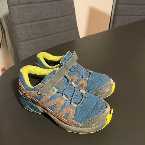 Salomon sko strl 29