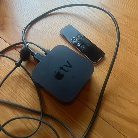 Apple TV HD (4.gen) med kabler