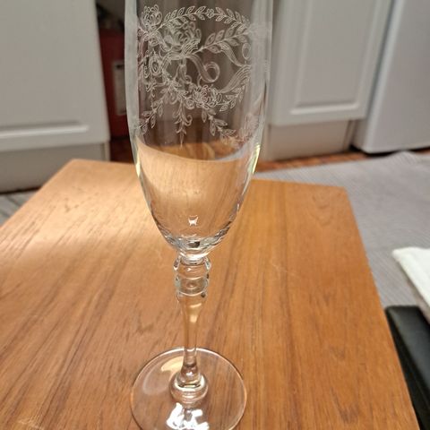 Champagne glass