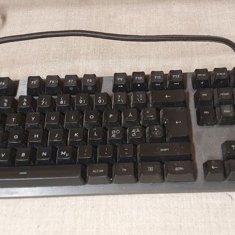 Pc, Logitech , G413 TKL SE ,gamingtastatur, keyboard,LED-bakgrunnsbelysning,.