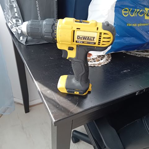 DeWalt drill til salgs