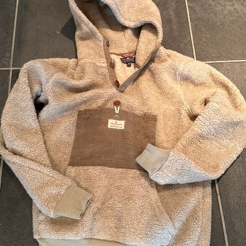 Amundsen Heroes wool fleece