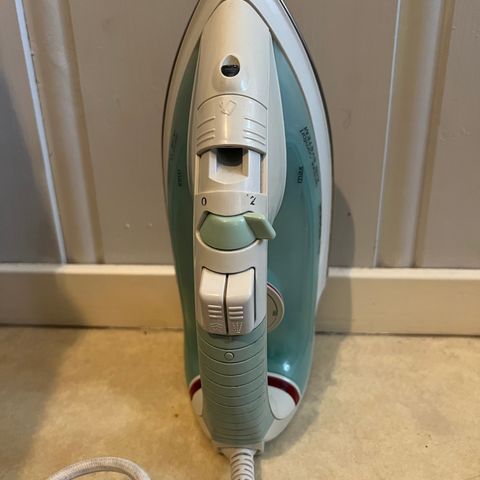 Bosch Electric Iron