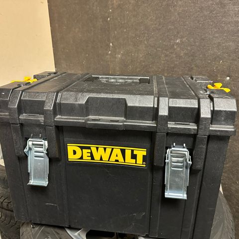 Dewalt TOUGSYSTEM DS400 koffert selges!