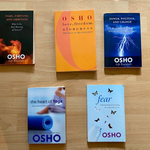 Selvhjelp og spiritualitet bøker (OSHO)