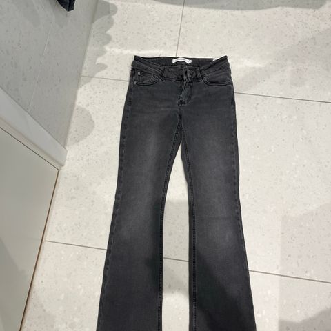 Bootcut Low Jeans fra junkyard