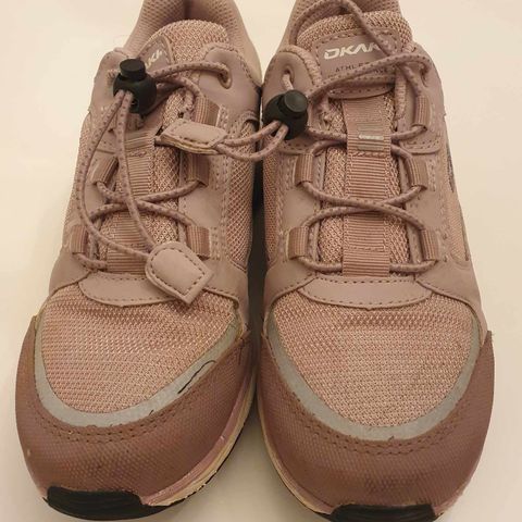 Okaki vanntett sneaker jente str 35