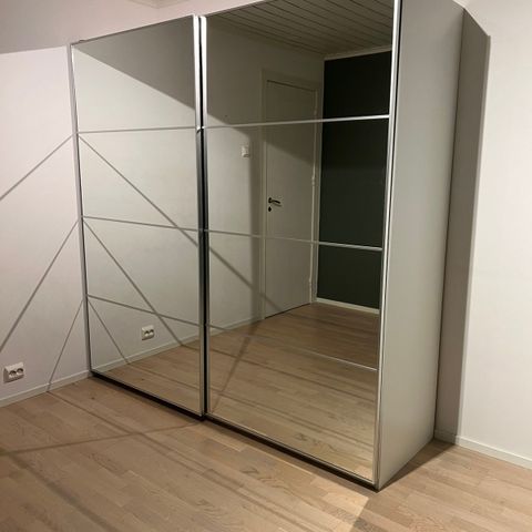 Ikea PAX garderobe (reservert)