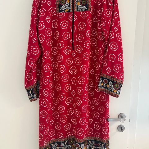 Kurta/ tunika trouser /plazo dubatta