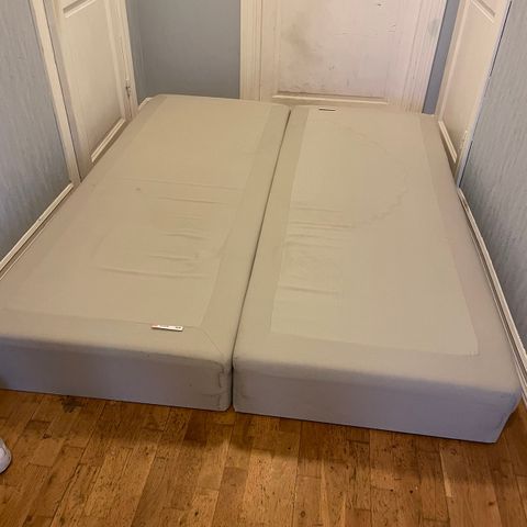 IKEA seng BILLIG 200cm x 150cm