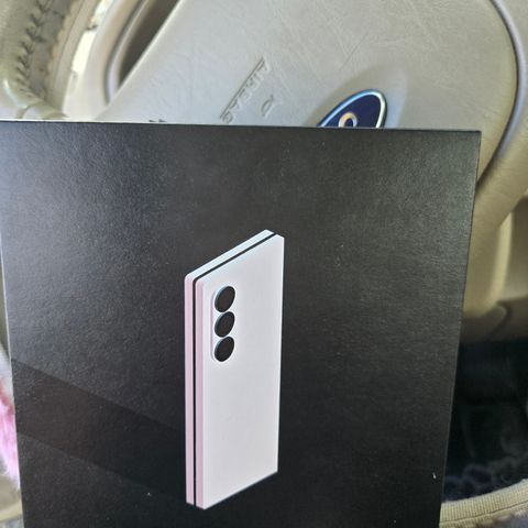 Galaxy Fold6 Pink (Uåpnet) 256 GB - Den eneste Rosa på Finn 🥰