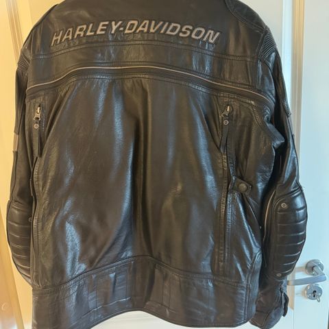 Harley Davidson skinnjakke FXRG str. L