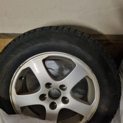 Vinterdekk Hankook w616 winter i*cept iz2