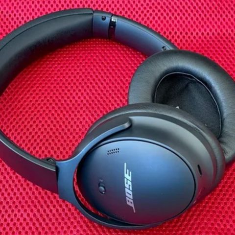 Uåpnet BOSE QC45 Gjør ett KUPP!!!