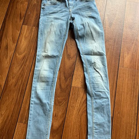 Never Denim bukse str S selges hbo 80kr