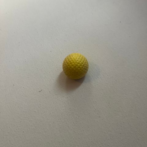 Gul golf ball