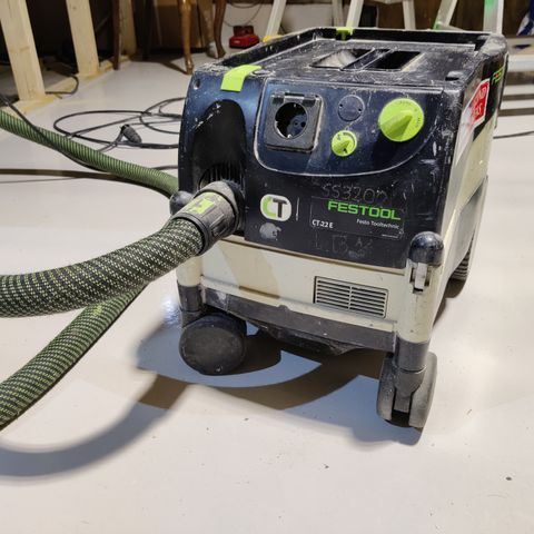 Festool CT 22 E med antistatisk slange