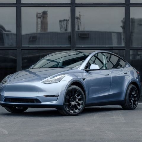 Kjøpe ny tesla ?