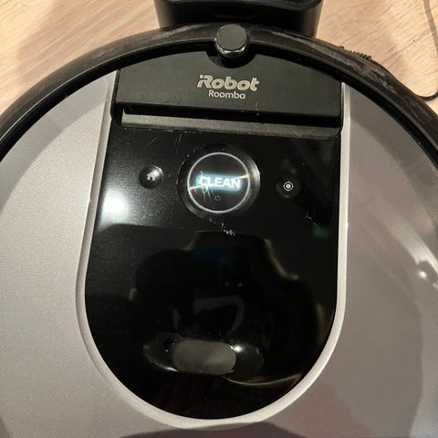 IRobot Roomba i7