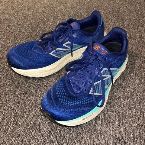 NEW BALANCE FRESH FOAM 880 V14 Str. 43